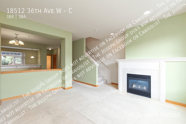 Foto del edificio - 18512 36th Ave W