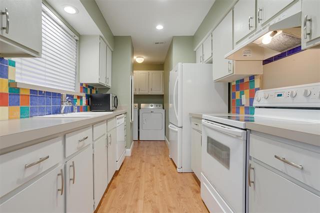 Building Photo - 4916 Byers Ave