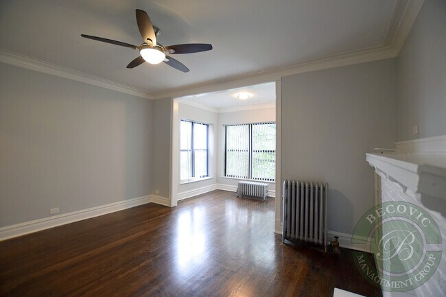 Foto del edificio - 4707 N Albany Ave