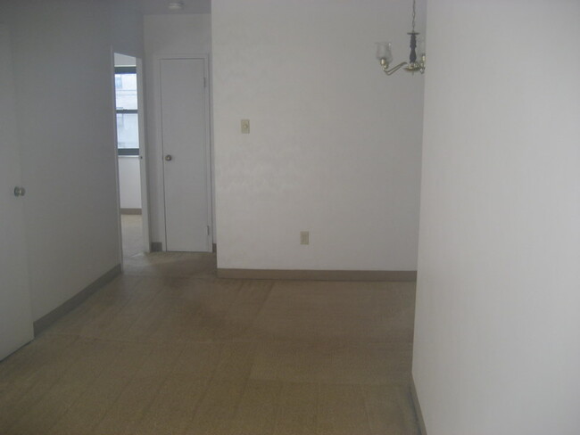 104 - Negley Gardens Apartments