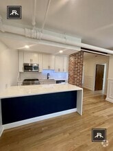 Building Photo - 180 Winthrop Rd