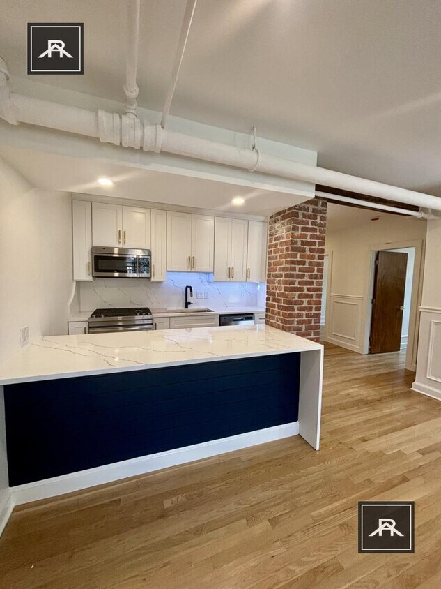 Foto principal - 2 bedroom in Brookline MA 02445