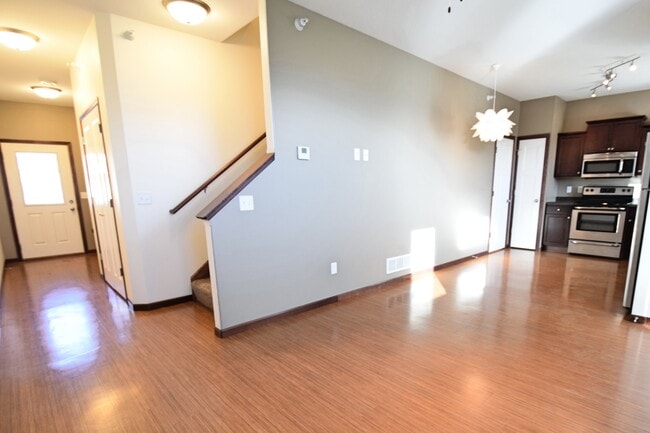 Building Photo - 100 Partridge Path