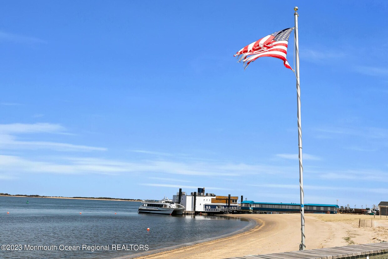 330 Shore Dr Unit F7, Highlands, NJ 07732 Condo for Rent in Highlands