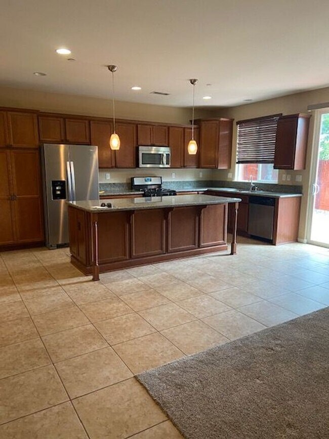 Foto del edificio - Elegant Home in Wingfield Springs - All th...