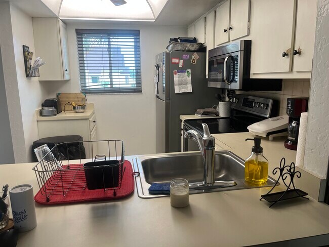 Foto del edificio - 1014 Manatee Rd