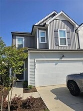 Building Photo - 4042 Beckton Trl