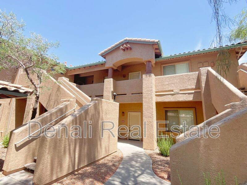 Primary Photo - 11500 E Cochise Dr