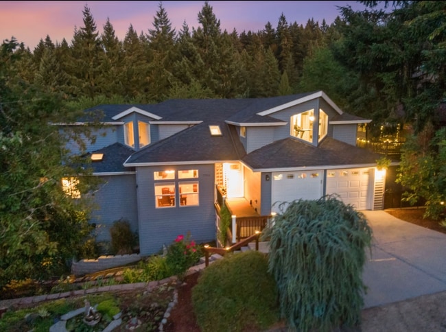 Building Photo - 7766 SW Bayberry Dr