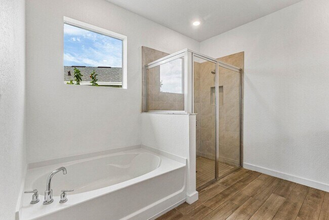 Foto del edificio - 2770 NE Breezeway Cir