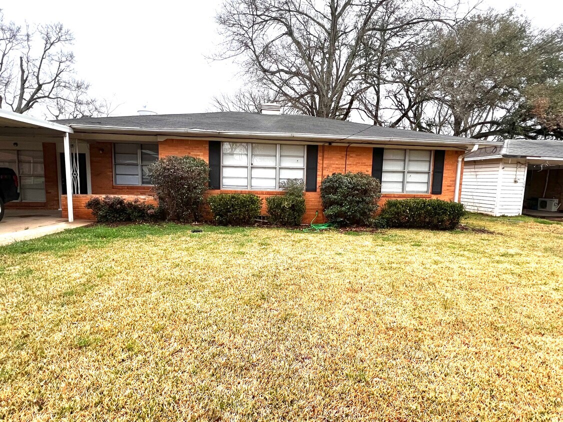 110 N Hearon Dr, Whitehouse, TX 75791 House Rental in Whitehouse, TX
