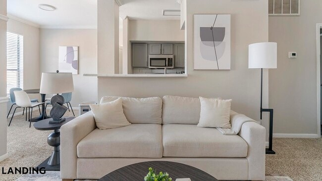 Building Photo - 2500 Woodland Park Dr