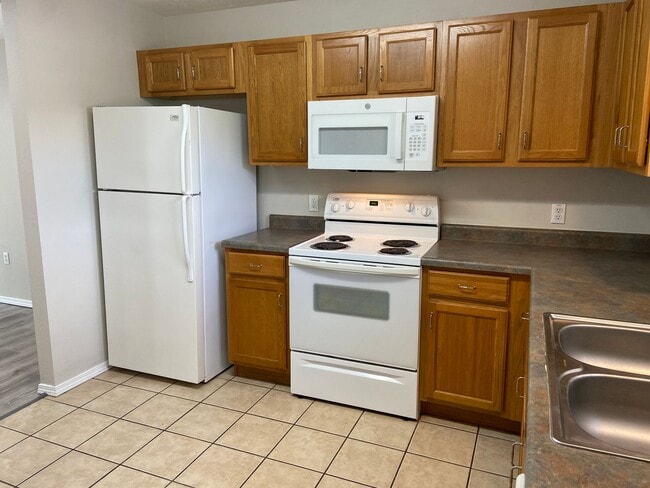 Building Photo - Condominium in Academy Commons