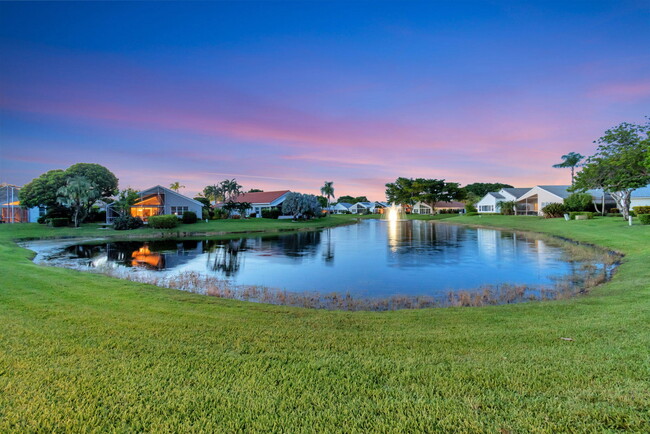 Foto del edificio - 11922 Fountainside Cir