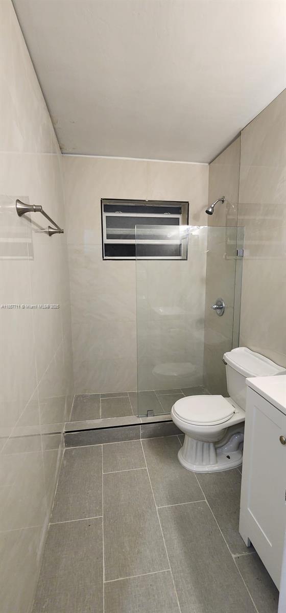 Foto del edificio - 371 NE 57th Ct