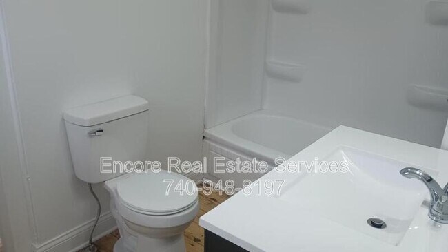 Foto del edificio - 128 S 21st St