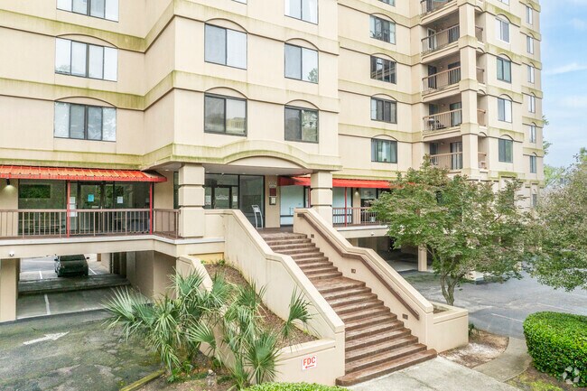 Foto del edificio - 1600 Park Cir