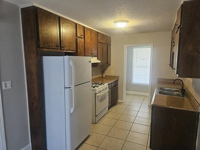 Foto del edificio - 55 Belmont Ct