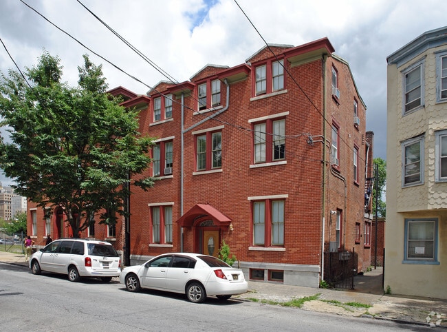 Building Photo - West Street Portfolio