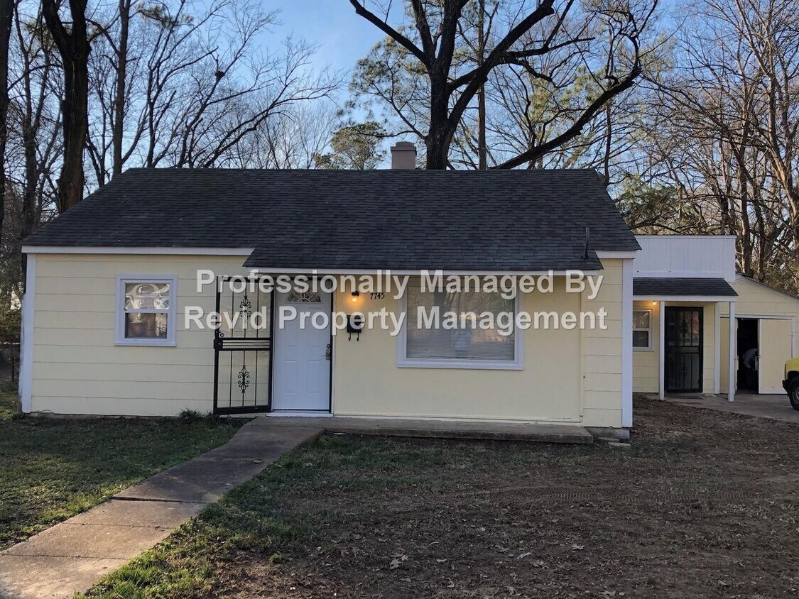 Primary Photo - UTILITIES INCLUDED 3 Bed 1 Bath Home