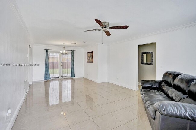 Foto del edificio - 6931 SW 27th Ct