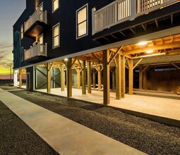 Building Photo - 803 Avenue K