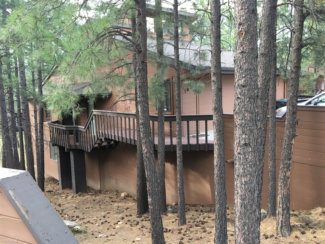 Primary Photo - 1021 N Sky View St