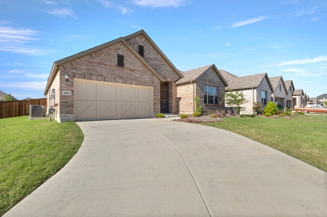 Building Photo - 1421 Avalon Ct