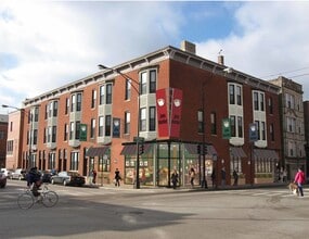 Building Photo - 1008 S Loomis St