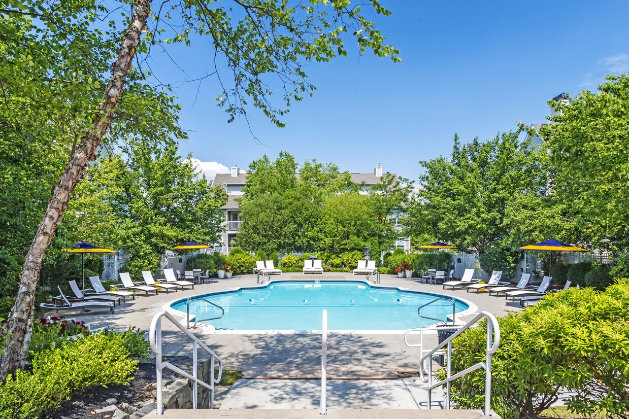 Essex Apartments Apartments Peabody, MA