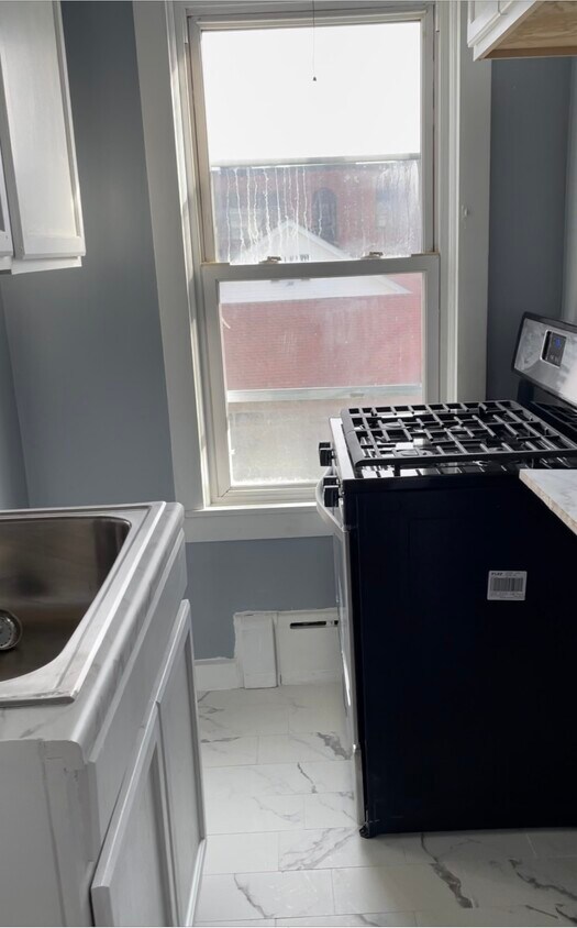 28 Cook St Unit 2, Fall River, MA 02724 Apartments in Fall River, MA