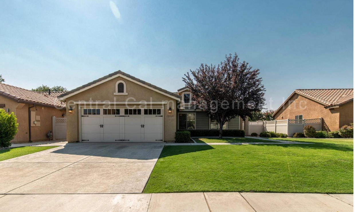 Primary Photo - 4 Bedroom, 2 Bath Home in the Desired Nort...