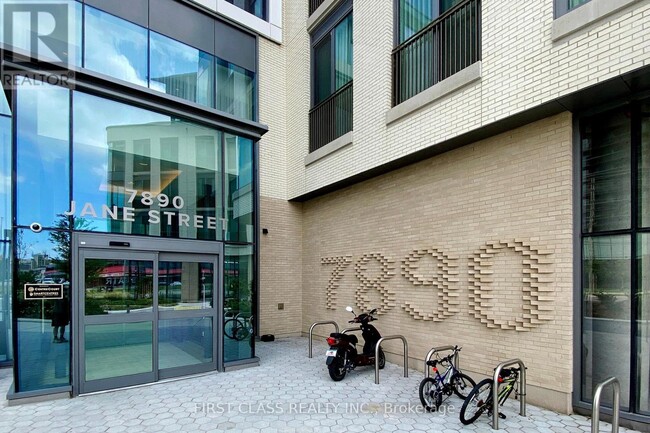 Building Photo - 7890 Jane St