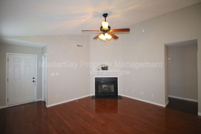 Foto del edificio - 132 Evening Star Dr