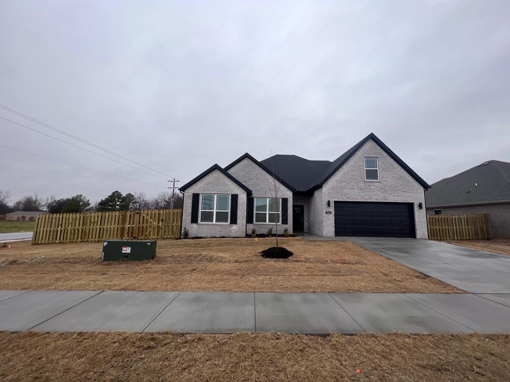 590 Poplar Rd, Centerton, AR 72719 House for Rent in Centerton, AR