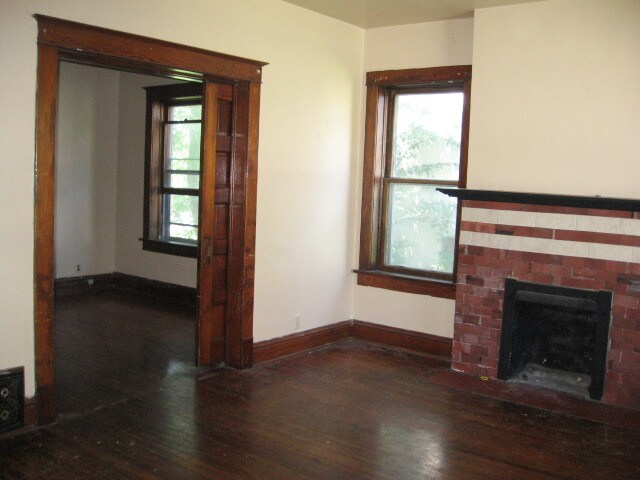Primary Photo - 1118 Isadore St