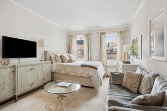 Building Photo - 330 E 83rd St