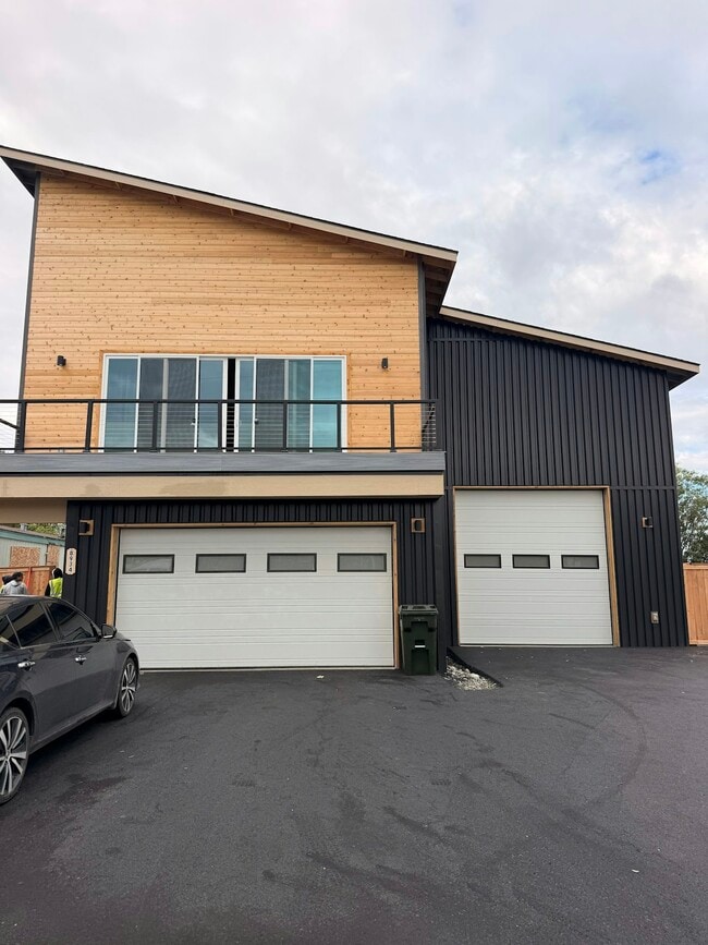 Building Photo - 8934 Arlon St
