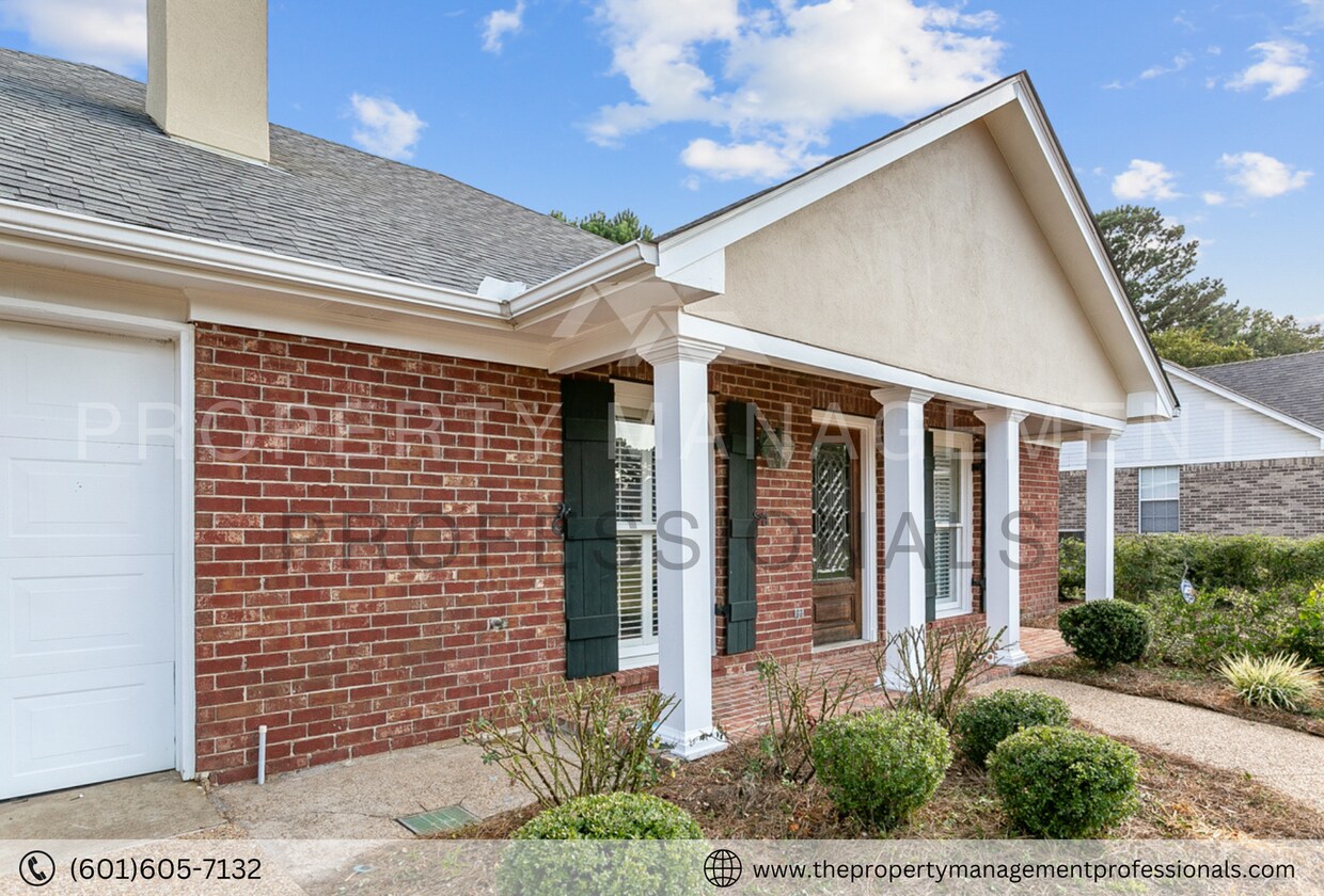 Primary Photo - Tucked Away Charmer Ready To Lease!