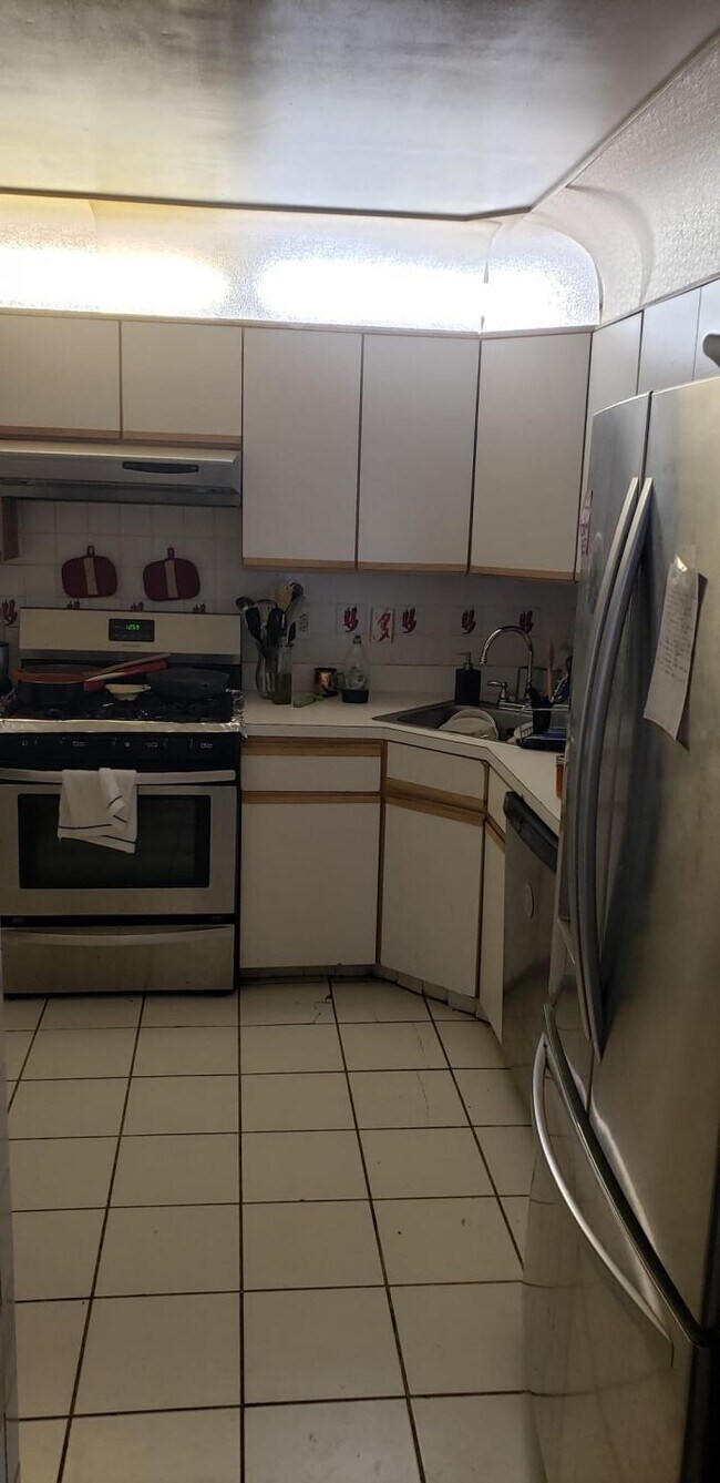 Building Photo - 0 bedroom in Newark NJ 07103
