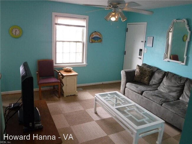 Building Photo - 2 br, 1 bath House - 403 Arctic Avenue #100