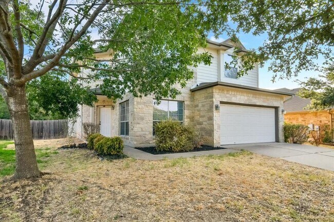Foto del edificio - 11601 McDows Hole Ln