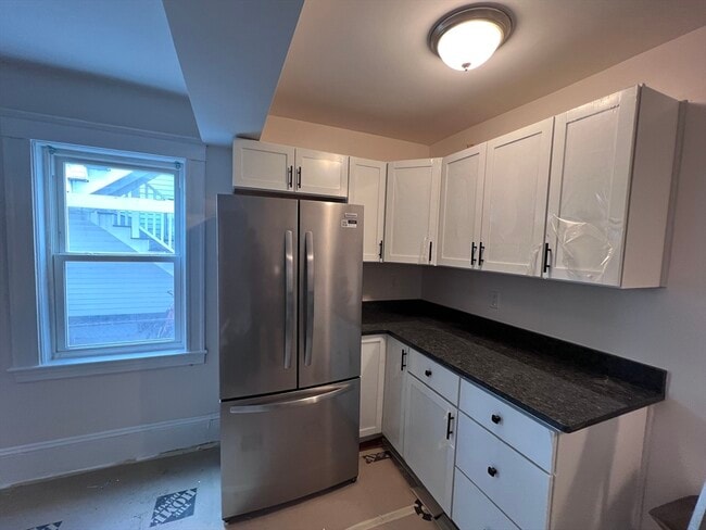 Building Photo - 69 Jaques St