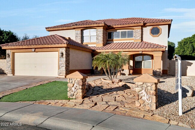 Foto del edificio - 15302 N 158th Ln