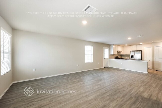 Foto del edificio - 13427 Ashworth Blvd