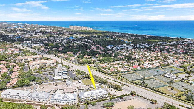 Foto del edificio - 120 Water Pointe Pl