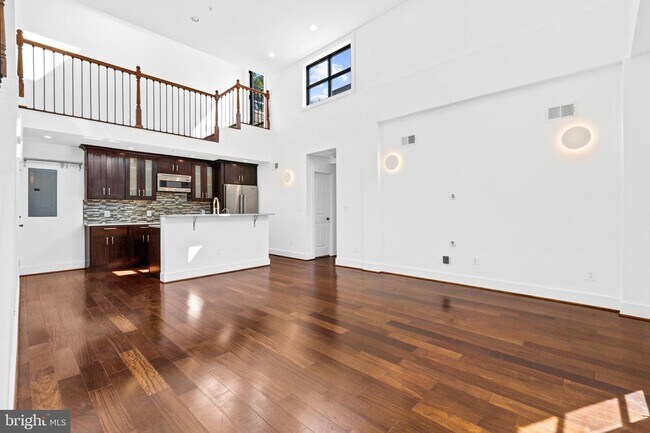 Foto del edificio - 4004 Edmunds St NW