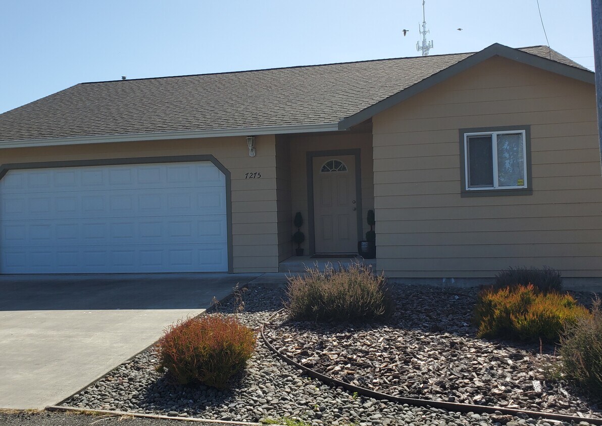 7275 Summit Ridge Dr, Eureka, CA 95503 House Rental in Eureka, CA