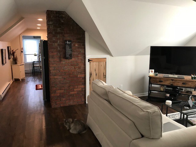 Foto del edificio - 28 Homestead Ave