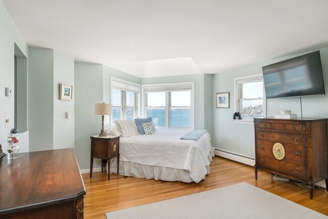 Building Photo - 4 Spinnaker Hill Ln